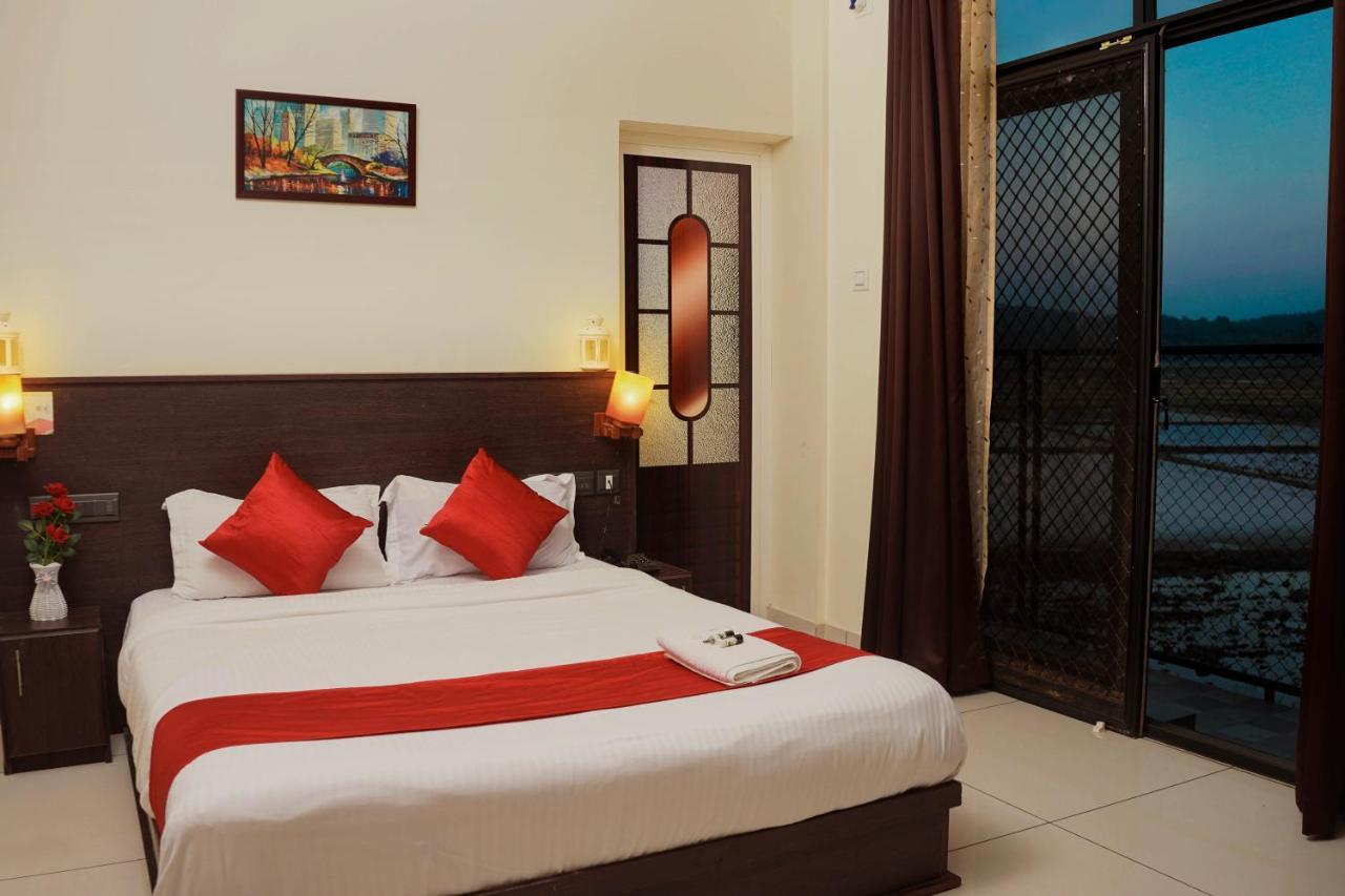 مانانثافادي Paddyfield Inn المظهر الخارجي الصورة