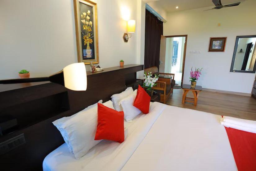 مانانثافادي Paddyfield Inn المظهر الخارجي الصورة
