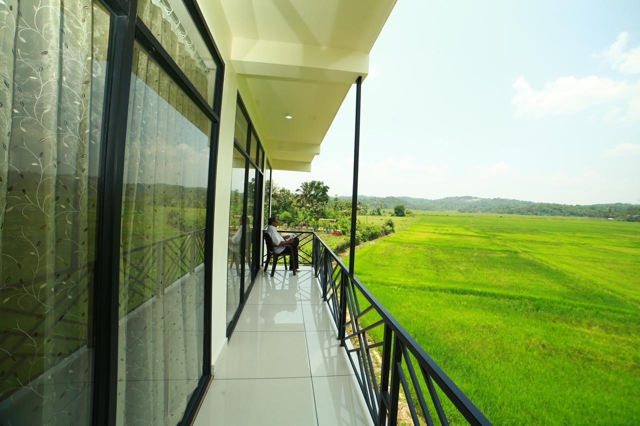 مانانثافادي Paddyfield Inn المظهر الخارجي الصورة
